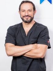 Dr Marlon Jimenez -  at Drs. Dent