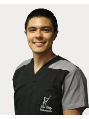 Dr Carlos  Ortiz - Dentist at Vitality Imagine Dental Clinic