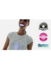 Laser Teeth Whitening - Dental Solutions Tamarindo
