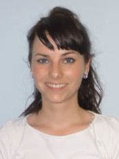 Dr Veronika Ceskova - Dentist at Mrovecdent