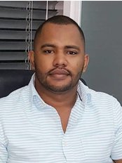 Dr. Sandy Vizcaino, Odontologia Estetica - Calle Jose Joaquin Perez 203, Grupo medico Bolivar 2, Gazcue., Santo Domingo, Santo Domingo, 809,  0