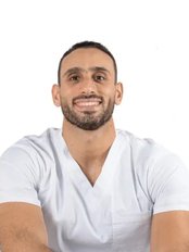 Omar Essam Implantology Clinic - Clinic 304- HCC Center, North 90th Street - Service Lane, New Cairo, Cairo,  0