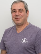 Dr Zurab Tsagareishvili - Dentist at Dent Office