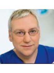 Mr Ulrich Meyer - Surgeon at Craniofaciale Clinic