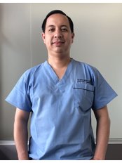 Dr Edgar  García - Surgeon at Dental City