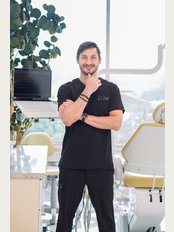 Guatemala Dental - Dr. Rodrigo Guerra
