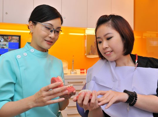 Dr Lily Shum, Specialist in Orthodontics