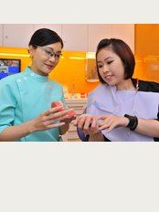 Dr Lily Shum, Specialist in Orthodontics - Central - Rm 1005, OnLok Yuen Bldg, 25 Des Voeux Road Central, Central, 