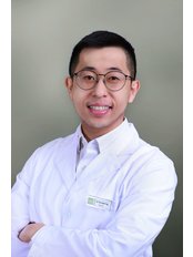Dr Ronald Ng - Dentist at Humansa Dental