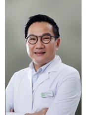 Dr Robert Tam Ping Lim - Dentist at Humansa Dental