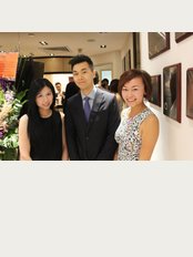 Paul Leung Dental Clinic - 16-18 Queen's Road Central,  New World Tower 1, Room 305,, Central District, 