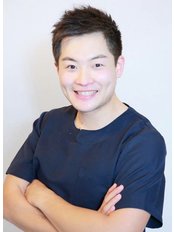 Dr Cedric  Chiu - Dentist at CJ Dental Care - Mong kok Clinic