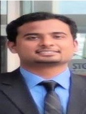 Dr Shivanand Venkatesh - Doctor at SmilesOn Dental Clinic Invisible Braces , Immediate loading