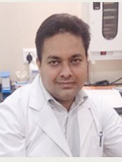 Dr. Devesh jain Advanced Dental Clinic - Lajwanti Plaza,  Sector - 4, Main Market, Vaishali, Ghaziabad, Uttar Pradesh, 201301, 