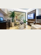 32 Dental Solutions - 215, 2nd Floor, Bestech Central Square Mall, Opposite Hong Kong Mall, Sector 57, Gurgaon, HARYANA, 120001, 