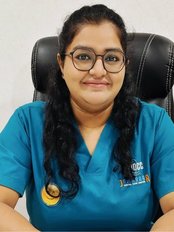 Dr Aksha Busa - Associate Dentist at JDCC Best Dental Clinic In Jamnagar