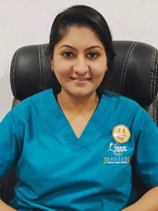 Dr Mayuri Kanakhra - Associate Dentist at JDCC Best Dental Clinic In Jamnagar