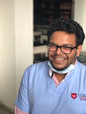 Dr Arnav Gupta - Associate Dentist at Sunfill Dental Clinic