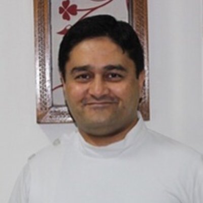 Dr Nitin Chopra