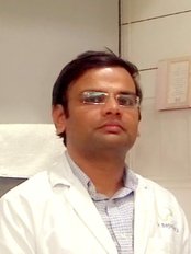 Dr Bagadiya's Dental Clinic - 101, Jivandeep Cmplx, Lal Darwaja,Unapani Rd, Surat, Gujarat, 395004,  0