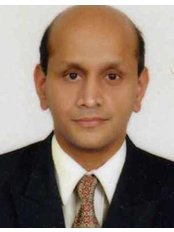 Dr Abdul Majeed Kavarodi - Dentist at Novadent