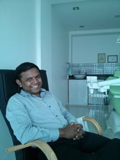Urmi Dental Care Centre - Dr Vipul Parmar