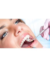 Ultrasonic Scaling - Dental Artistry