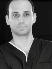 Dr Yoel Nisenbaum - Dentist at ND Dental Esthetic & Implants- Implants Israel