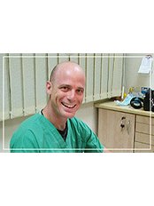 Ariel Kalter - Oral Surgeon at Dental Center Dr.Maya Ben Zvi(Rishon Lezion)