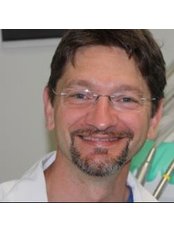 Dr Paul Realini - Dentist at Dr.Roberto Rozza
