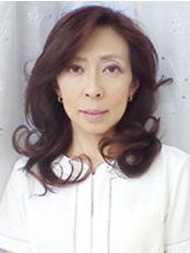 Dr Naoko Nishimoto -  at Lili  Dental Clinic