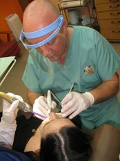 Dr. Abdulfattah Yaghmour Dental Clinic - Al-Madineh Al-Munawarh Street, Al Nuzha, Irbid, Irbid, 21110, 