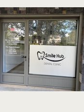 Smile Hub Dental Clinic - St. Paul Road, Near Pains des Iles Bakery, Vacoas, Plaines Wilhem, 74107, 