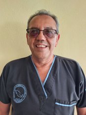 SANTIAGO  TORRES - Doctor at Dental Office Nuevo Vallarta & Bucerias