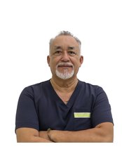 Dr José Marcos  Perales Payan - Dentist at Cancun Dental Care