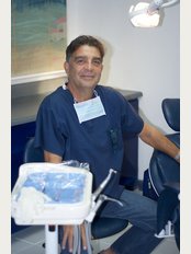 Clinica de Cosmetologia Dental Y Ortodoncia - Dr Alfredo Zuñiga