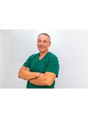 Dr Mark Shtern - Dentist at Dr. Mark Shtern Dental Clinic