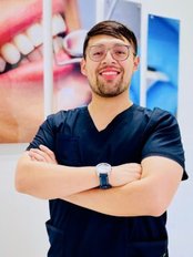 Dr Josue Aloe Vite -  at Dentale