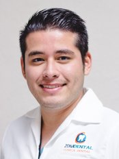 Dr David Ramirez Davila -  at Zona Dental - San Lorenzo