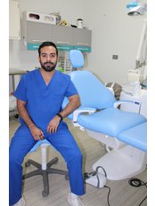 Dr Francisco Flores - Dentist at Five Star Dental