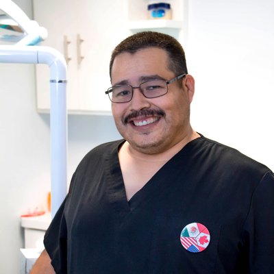 Dr Carlos Corella