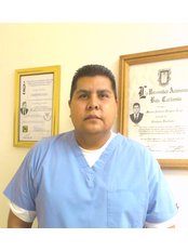 Dr Marco Iniguez - Dentist at International Dental Group
