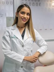 Dr Yamel Castro Jacobo - Dentist at Dente