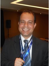 Dr Antonio Estrada Valenzuela - Orthodontist at Estrada Dental Group
