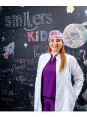 Dr Karina Pérez - Dentist at Smilers Dental Clinic