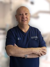 Dr ALBERTO H DIAZ NUNEZ - Dentist at H&H Dental Implants