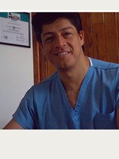 Unidad de Odontologia Estetica e Implantes Dentales - Tlaxcala 47-7, Roma Sur, Cuauhtemoc, Distrito Federal, 6760, 