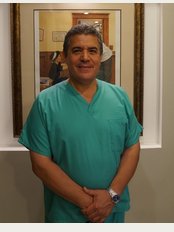 Tardaguila Periodontal Clinic - Dr. Gabriel Tardáguila (Periodontist) 