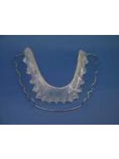 Orthodontic Retainer - Eagle Dental Clinic (extreme makeovers)