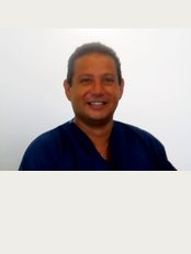 Dental Care Playacar - Dr Nelson Cisneros